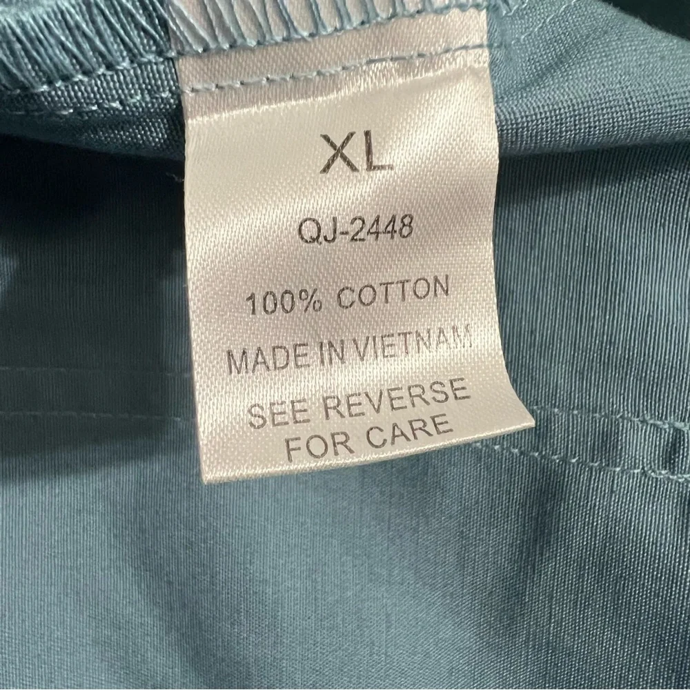 Zenana Outfitters Utility Vest Hood - Picture 7 of 7